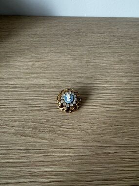 Gold-Tone Blue Cameo Brooch with faux Diamond Accents